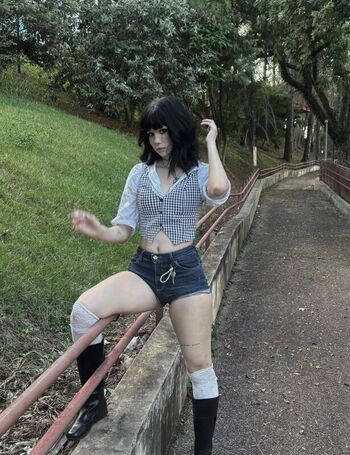 Leaked Lysbella private photo viral onlyfans