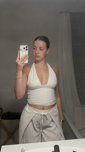Leaked Lysiane vgl private photo viral onlyfans