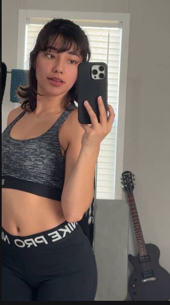 Leaked Lyssalevin private photo viral onlyfans