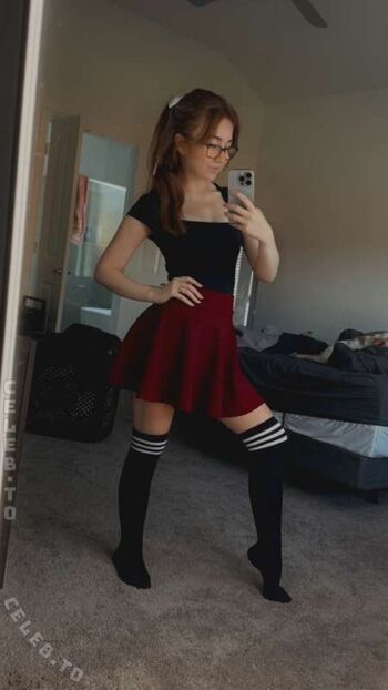 Leaked Lyssaurora page private photo viral onlyfans