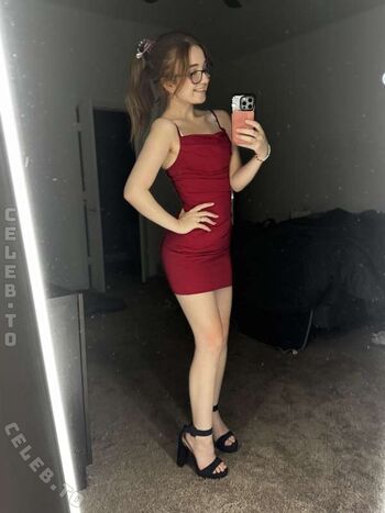 Leaked Lyssaurora page private photo viral onlyfans