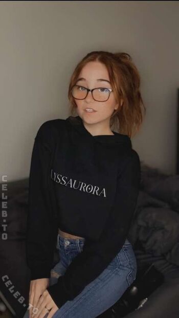 Leaked Lyssaurora page private photo viral onlyfans