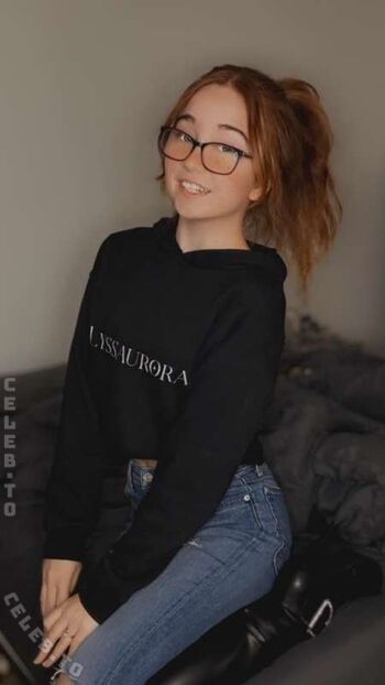 Leaked Lyssaurora page private photo viral onlyfans