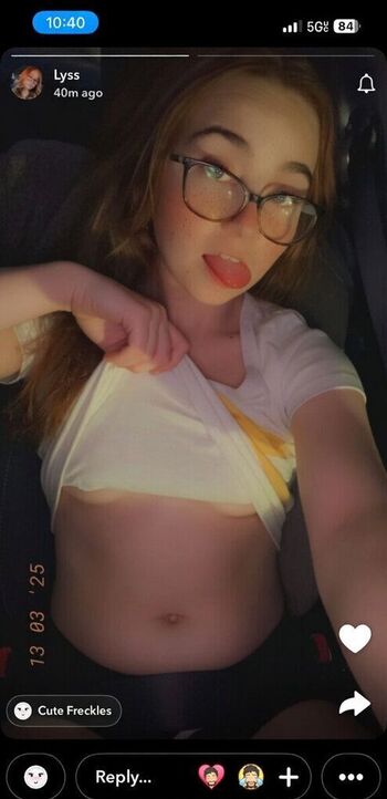 Leaked Lyssaurora page private photo viral onlyfans