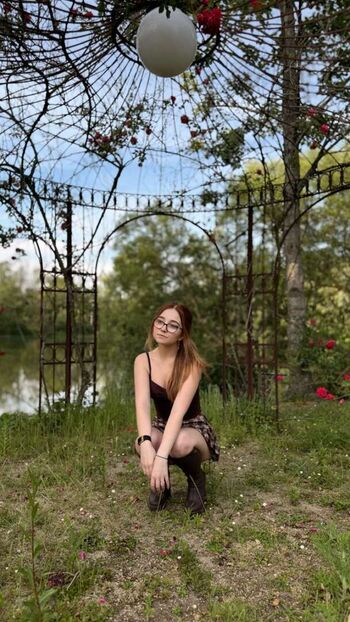 Leaked Lyssaurora page private photo viral onlyfans