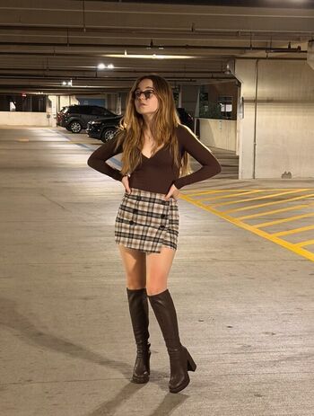 Leaked Lyssaurora page private photo viral onlyfans