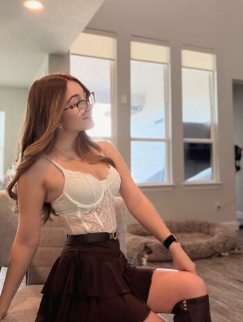 Leaked Lyssaurora private photo viral onlyfans