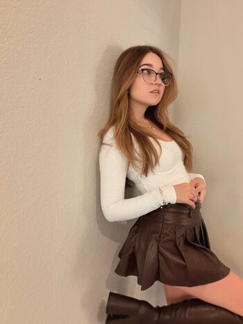 Leaked Lyssaurora private photo viral onlyfans