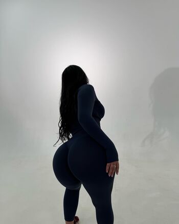 _.Lyuda._