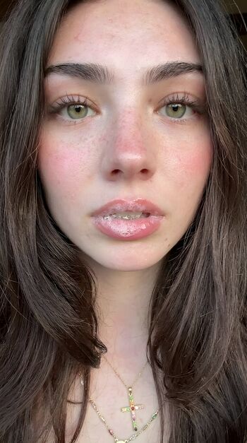 Leaked Lyzzahh page private photo viral onlyfans