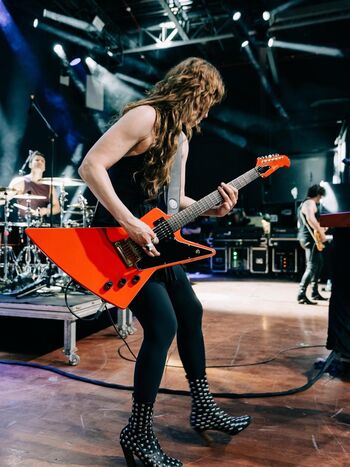 Leaked Lzzy hale private photo viral onlyfans