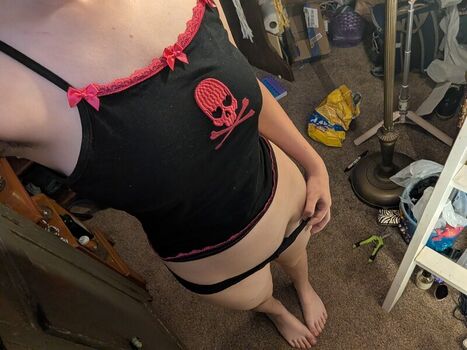 Leaked Mrguemutt page private photo viral onlyfans