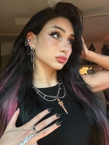 Leaked Maaarleeea private photo viral onlyfans