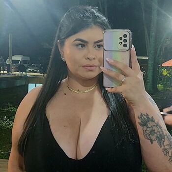 Leaked Maahcoliver private photo viral onlyfans