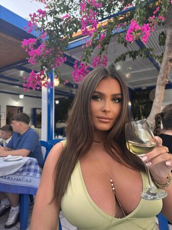 Leaked Maddie mayee private photo viral onlyfans