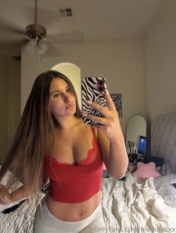 maddiecxx