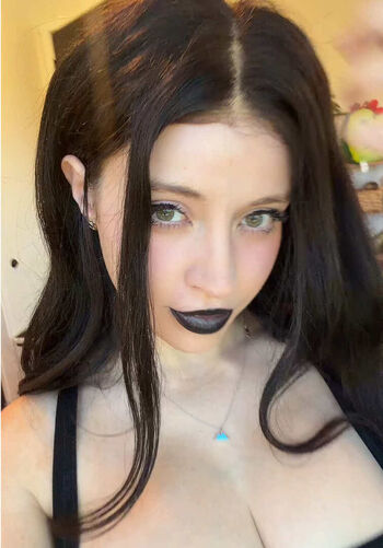 MaddieMochi