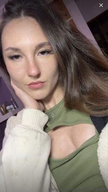 Leaked Maddiieeeexox private photo viral onlyfans