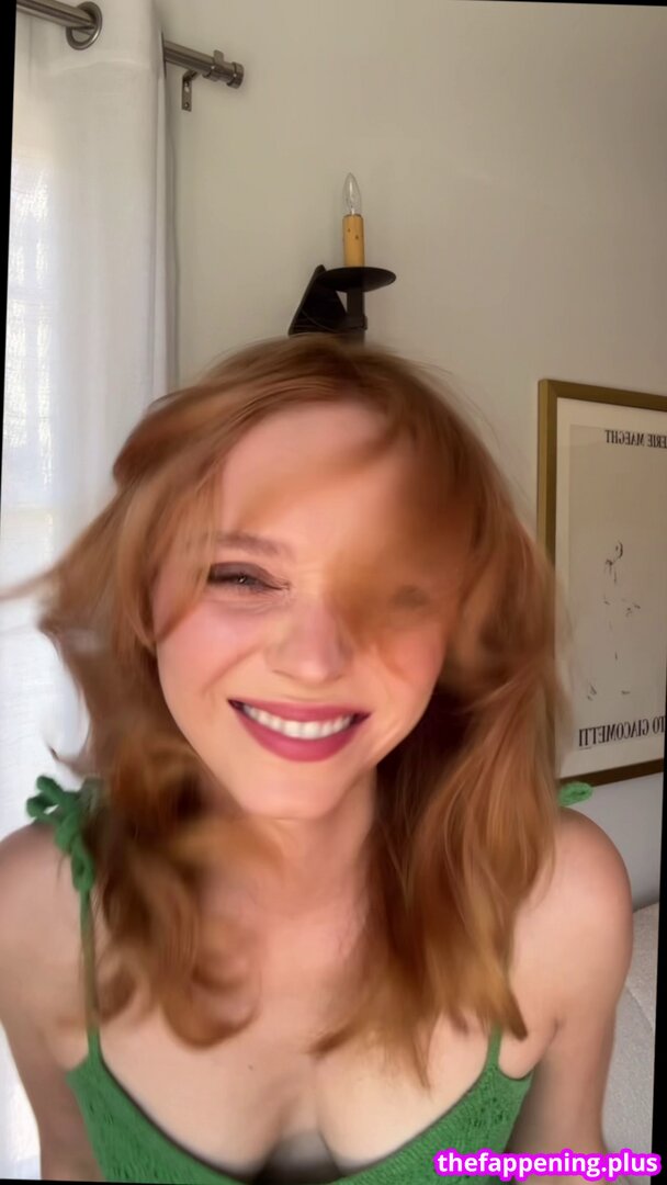 Madeleine Arthur