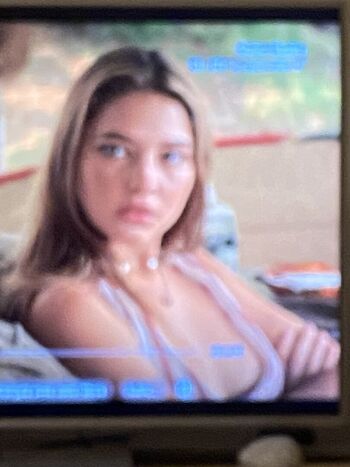 Leaked Madelyn cline page private photo viral onlyfans