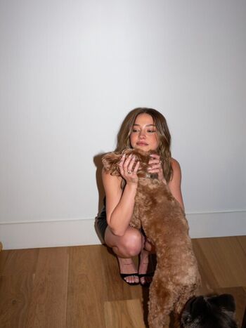 Leaked Madelyn cline page private photo viral onlyfans