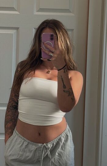 Leaked Madiiii rose private photo viral onlyfans