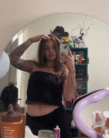 Leaked Madiiii rose private photo viral onlyfans