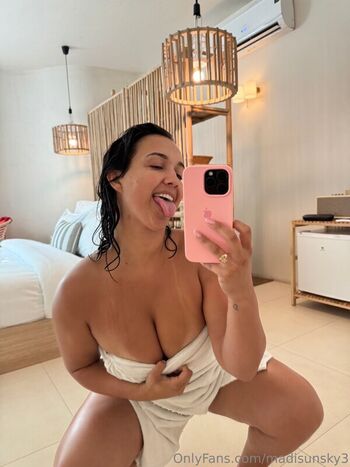 Leaked Madisun sky private photo viral onlyfans