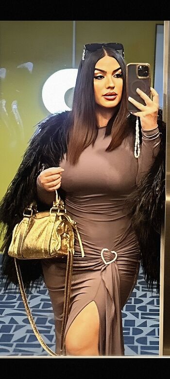 Leaked Maelys meneveaux private photo viral onlyfans
