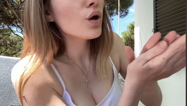 Leaked Maevasmr page private photo viral onlyfans