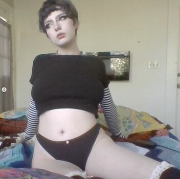 Leaked Maeve  page private photo viral onlyfans