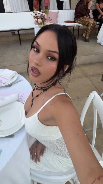 Leaked Maggie lindemann page private photo viral onlyfans