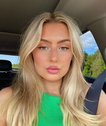 Leaked Maggieehenry private photo viral onlyfans