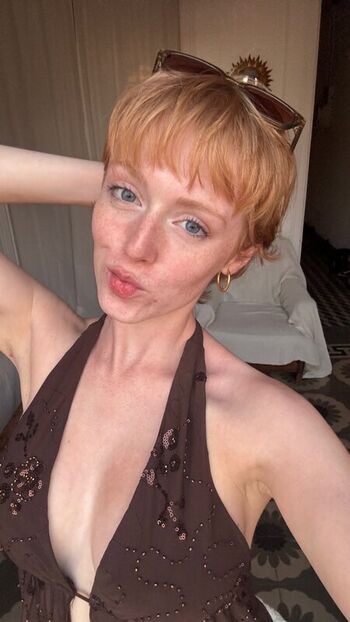 mai_buzzcut