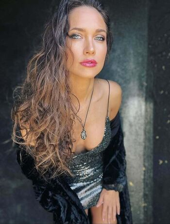 Maiara Walsh