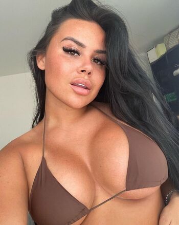 Leaked Maisie croft private photo viral onlyfans