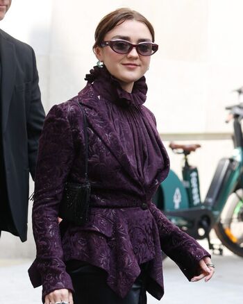 Leaked Maisie williams page private photo viral onlyfans