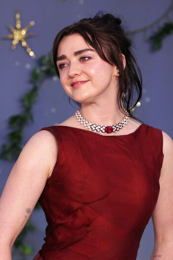 Leaked Maisie williams page private photo viral onlyfans