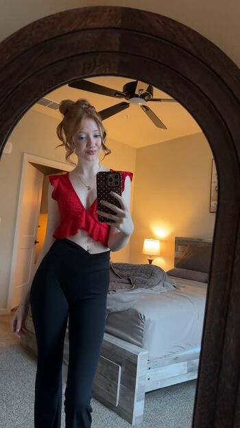 Makenna Kelly