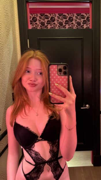 Leaked Makenna kelly private photo viral onlyfans