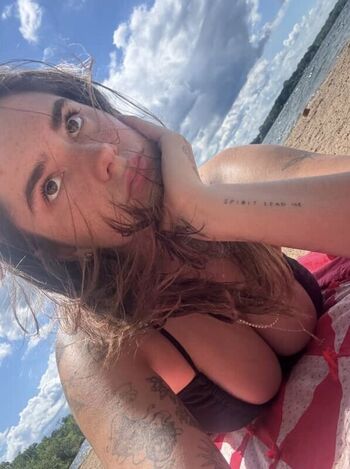 Leaked Makenzie raine private photo viral onlyfans