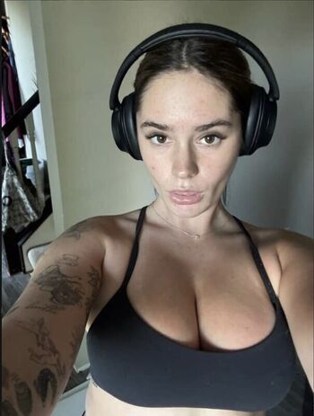 Leaked Makenzie raine private photo viral onlyfans