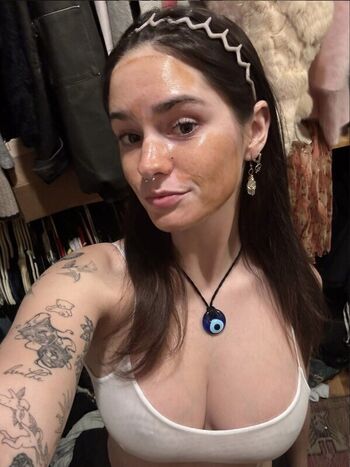 Leaked Makenzie raine private photo viral onlyfans