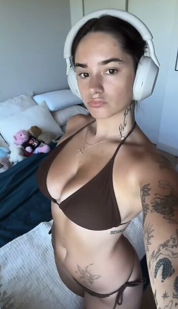 Leaked Makenzie raine private photo viral onlyfans