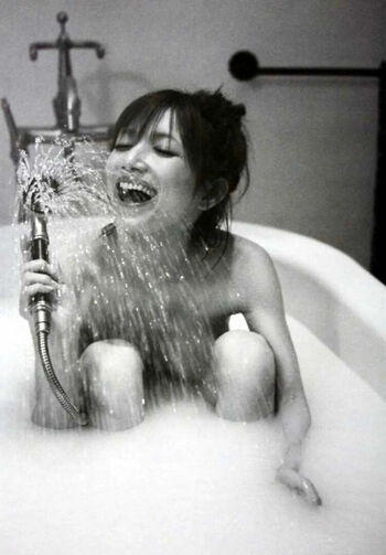 Maki Goto