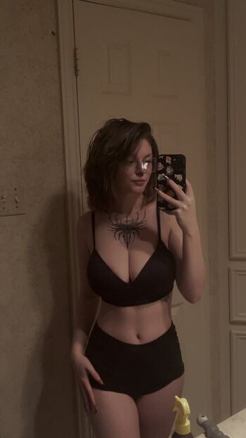 Leaked Makomommyvt page private photo viral onlyfans