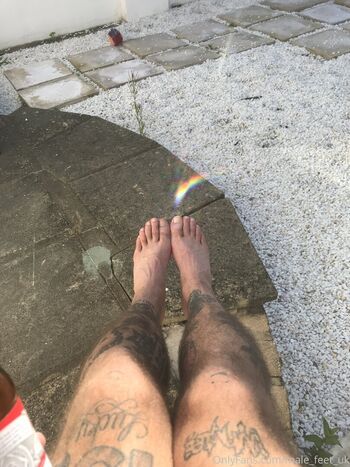 male_feet_uk