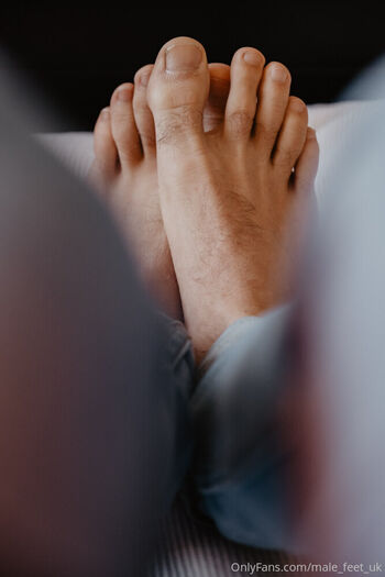 male_feet_uk