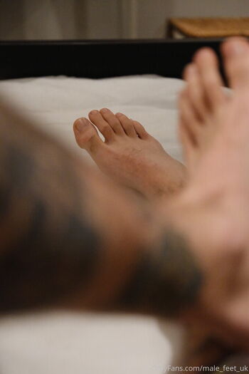 male_feet_uk