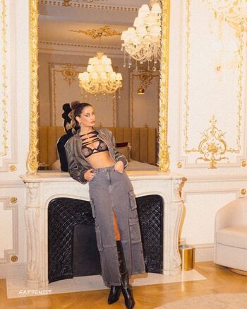 Leaked Malika menard private photo viral onlyfans
